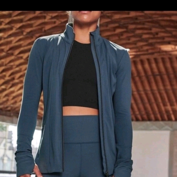 Athleta Salutation Jacket XL Blue Sport Travel Yoga Full Zip - Picture 3 of 9
